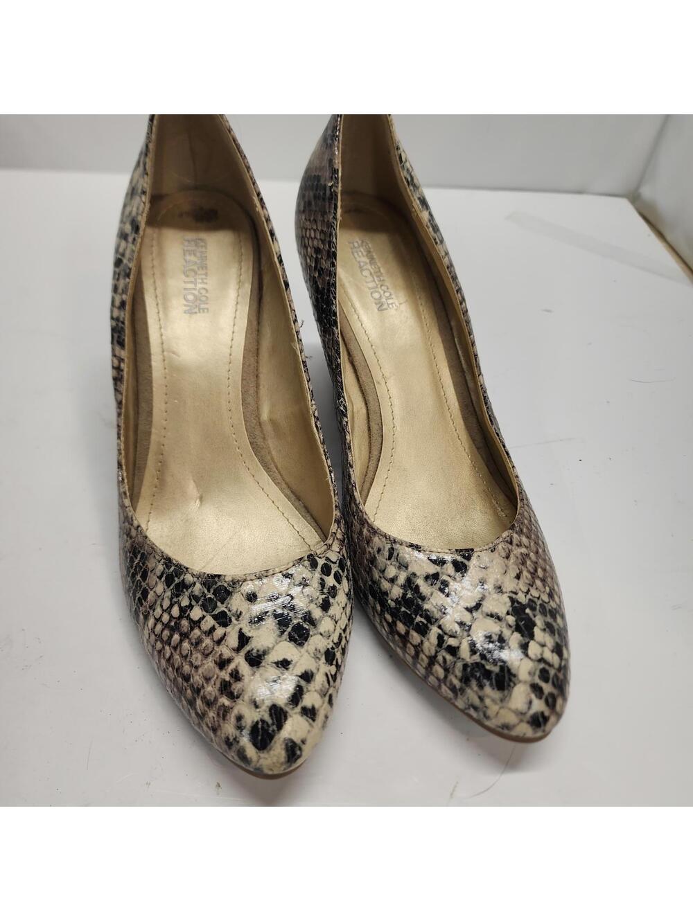 Kenneth Cole Reaction Snake Print Wedge Heels Pumps Women’s 9.5 EUC - Picture 2 of 6